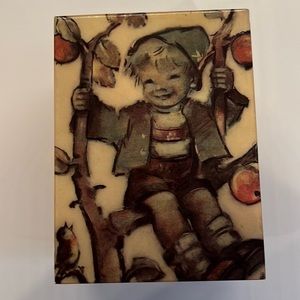 HUMMEL MUSIC BOX Wooden